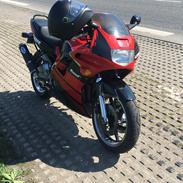Honda cbr 600 f2