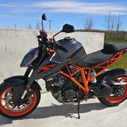 KTM 1290 Superduke R