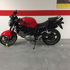 Hyosung GT650