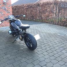BMW NineT