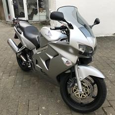 Honda VFR 800 F1
