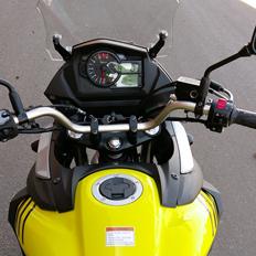Suzuki v strom 650