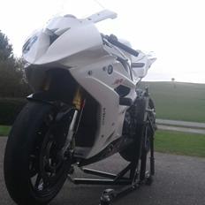 BMW S1000RR