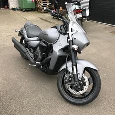 Suzuki Intruder VZR 1800R  (SOLGT)