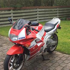 Honda CBR 600 F2