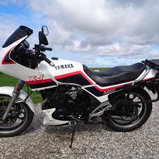 Yamaha XJ 600