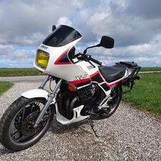 Yamaha XJ 600
