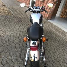Kawasaki w 650