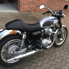Kawasaki w 650