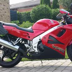 Honda VFR 750 RC. 36-2