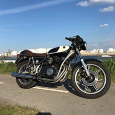 Yamaha XS750