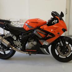 Hyosung GT650R