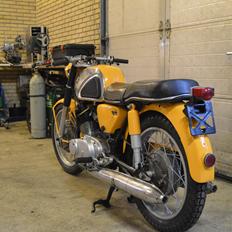 Honda CB 72