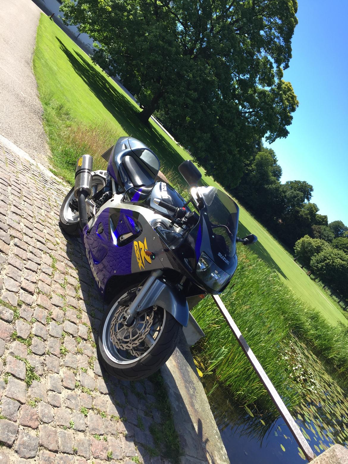 Suzuki Gsxr 600 SRAD billede 2