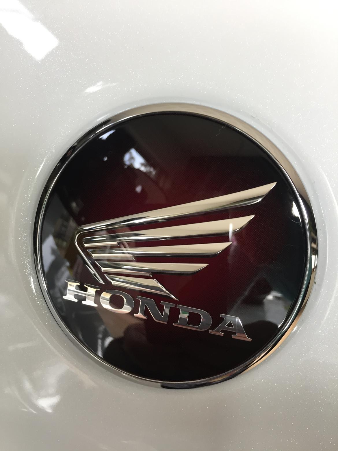 Honda VFR 800 F RC79 billede 4