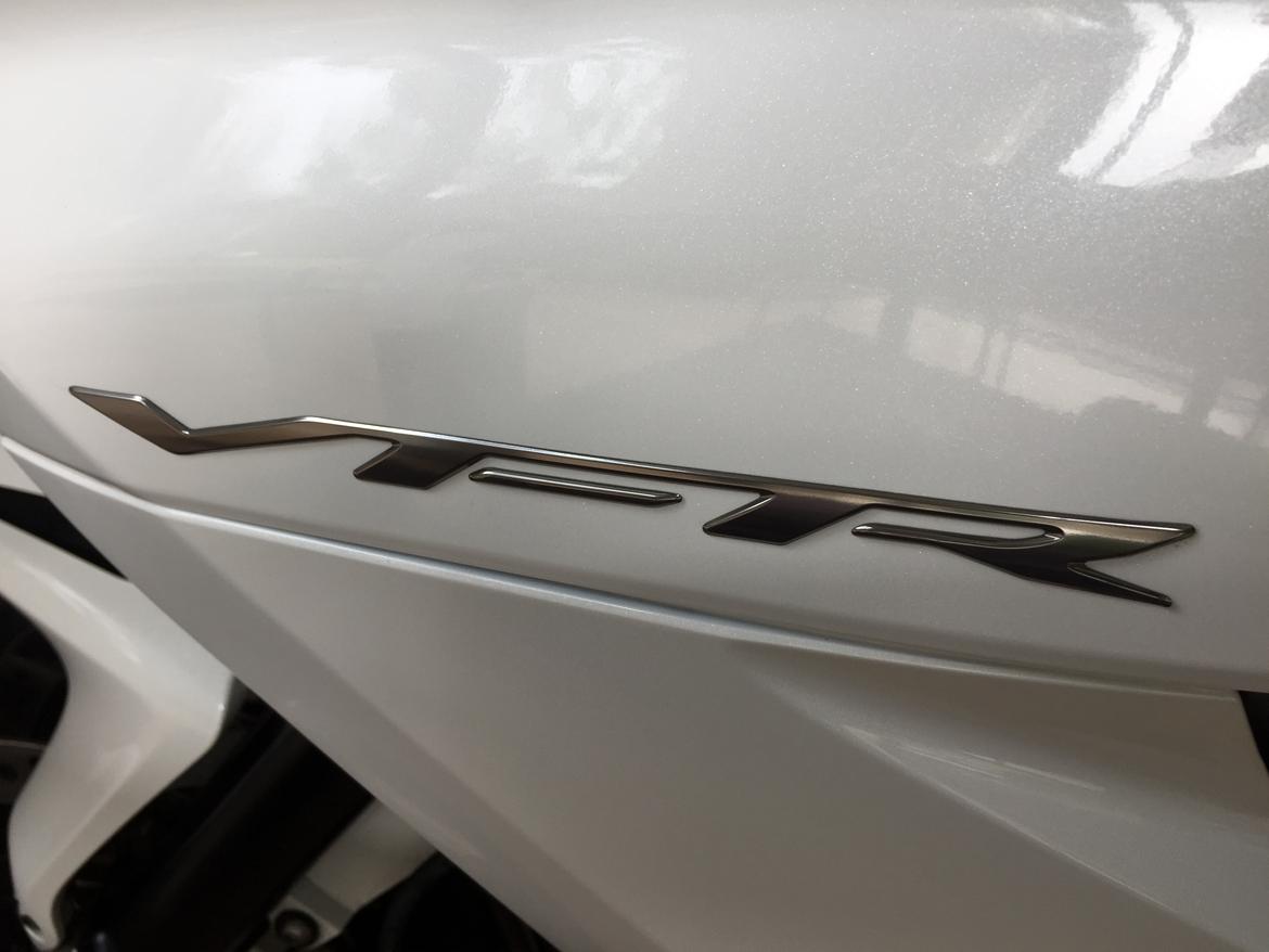 Honda VFR 800 F RC79 billede 5