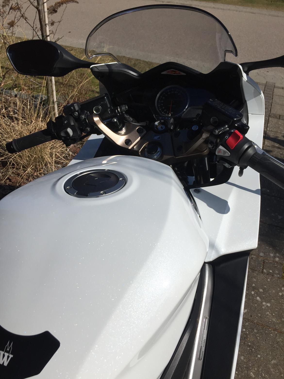 Honda VFR 800 F RC79 billede 16