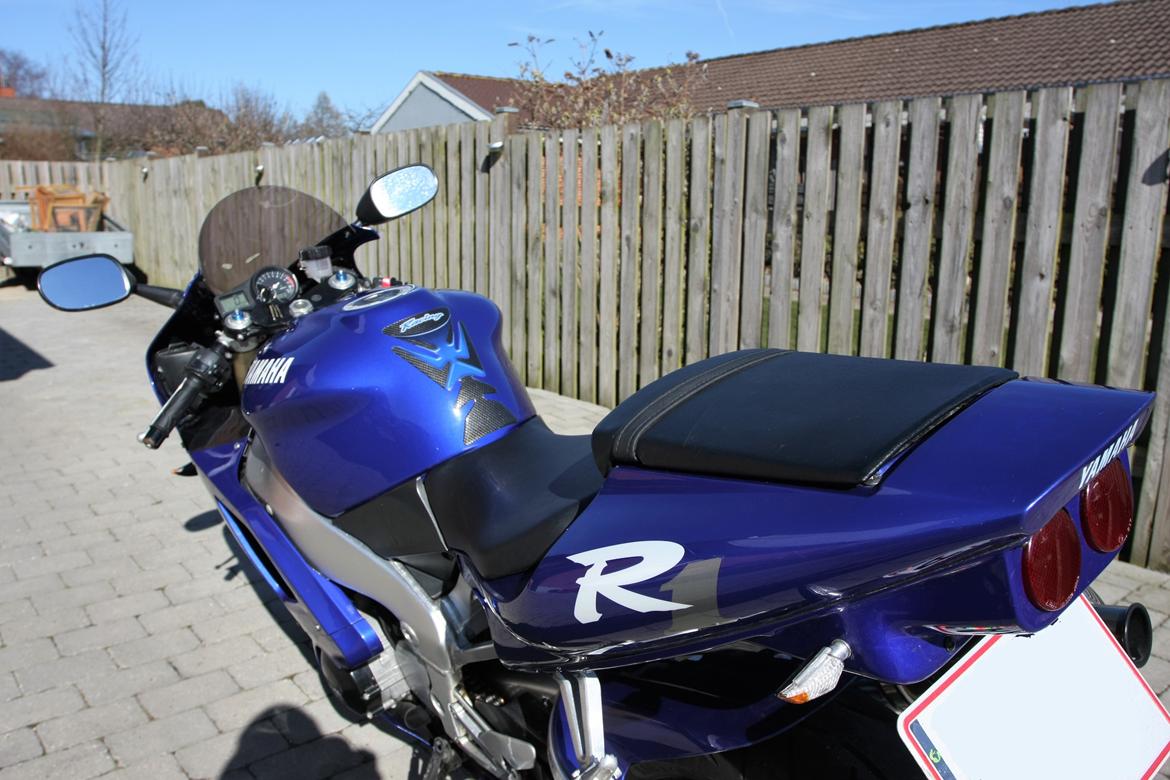 Yamaha R1 billede 5