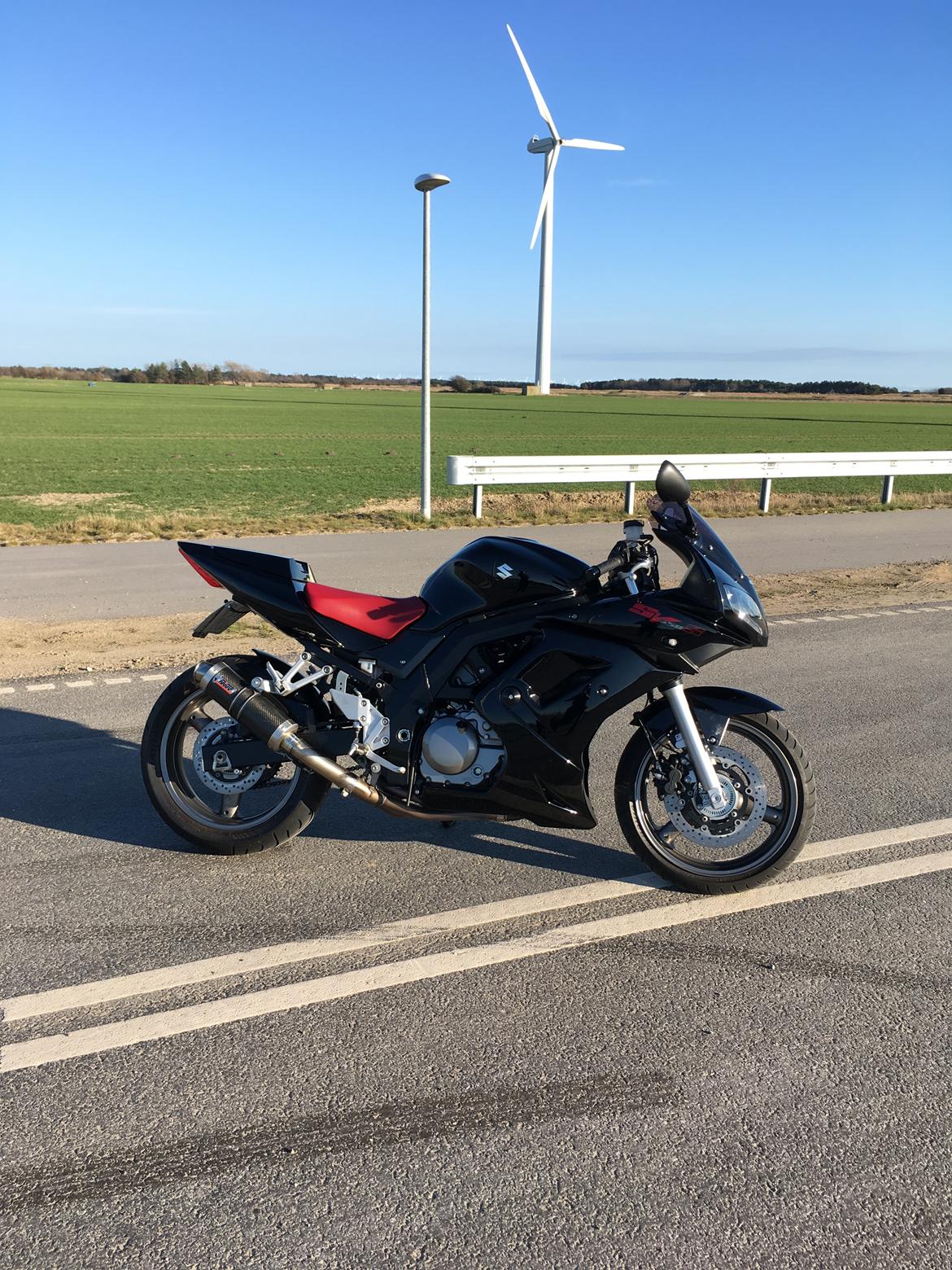 Suzuki SV650S billede 4
