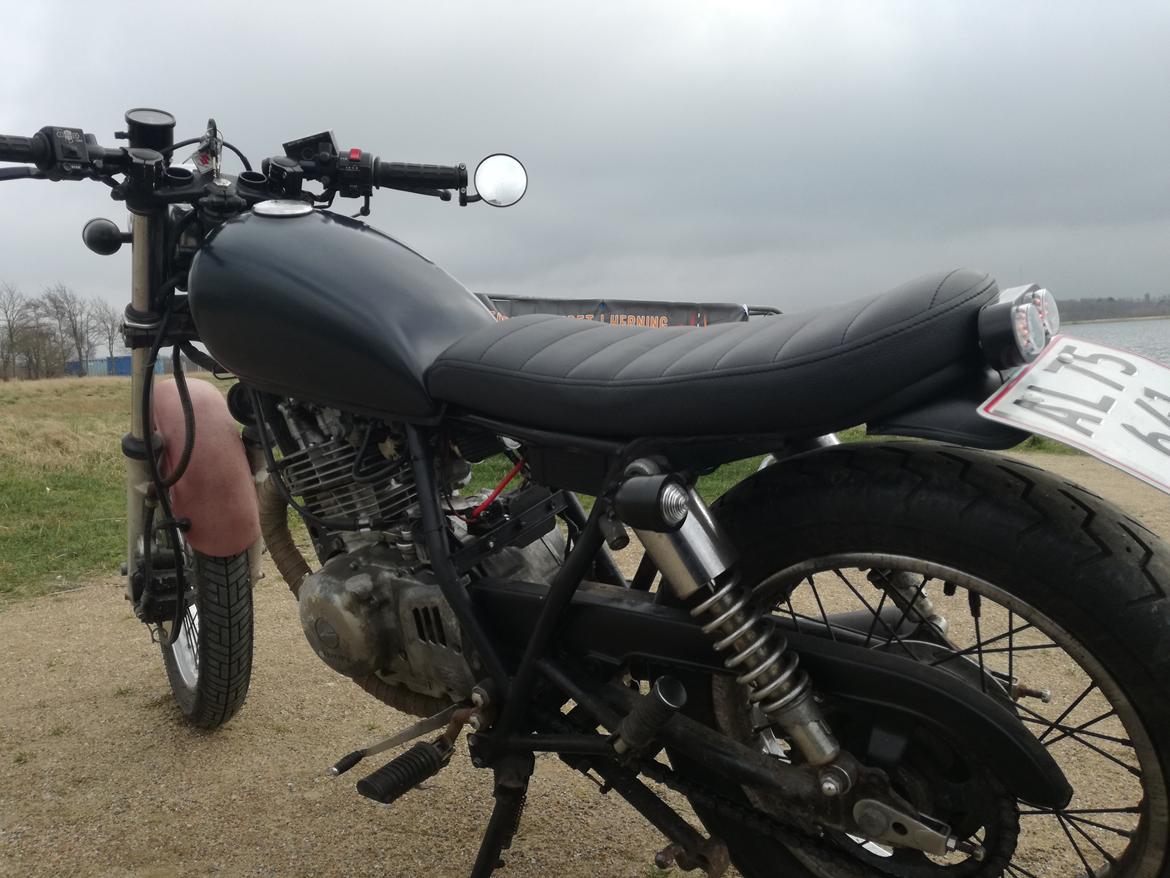 Suzuki GN 250 Café billede 6