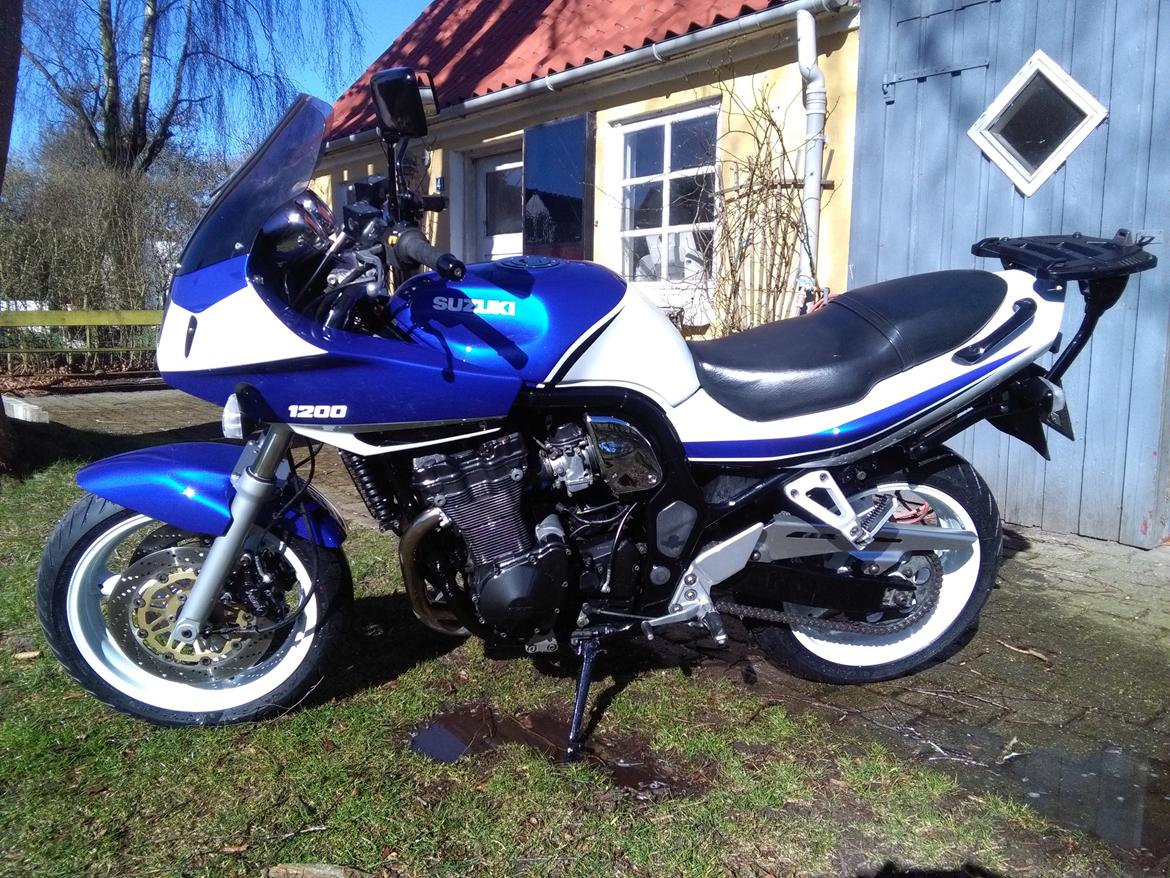 Suzuki gsf 1200 billede 2