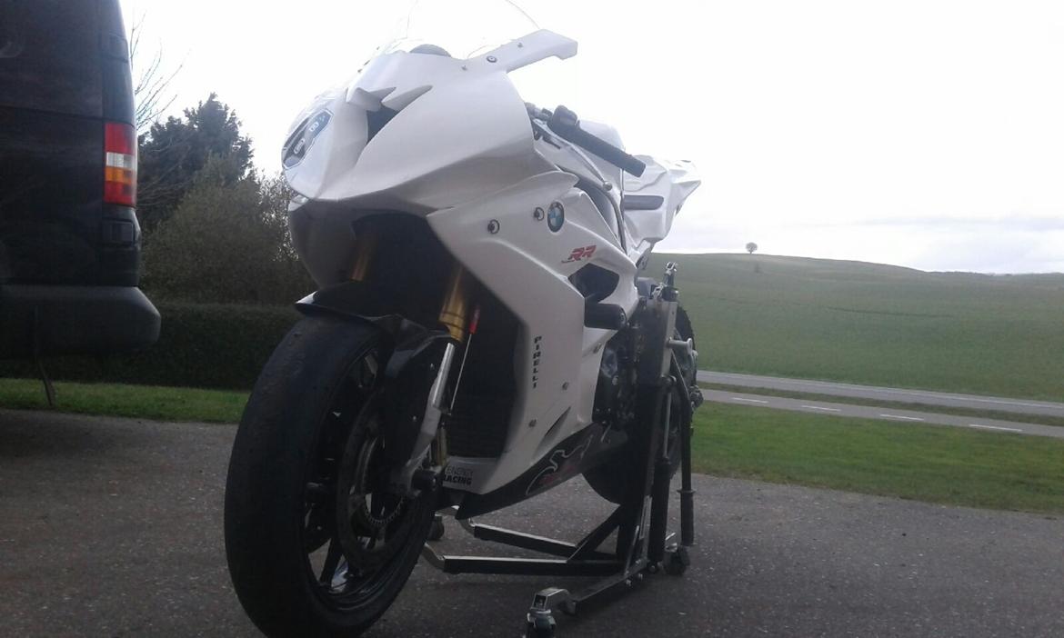 BMW S1000RR billede 2