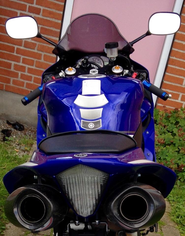 Yamaha YZF R1 billede 3