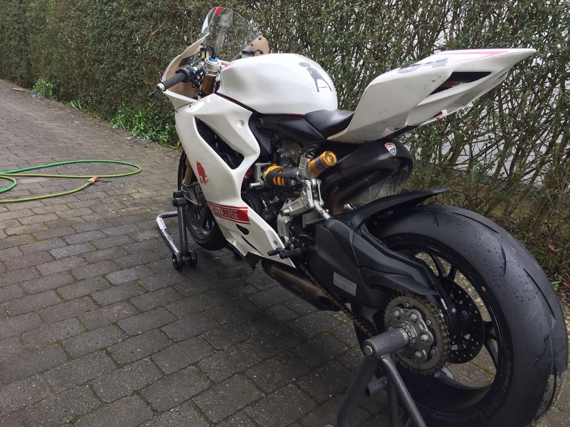 Ducati Panigale 1199s billede 2