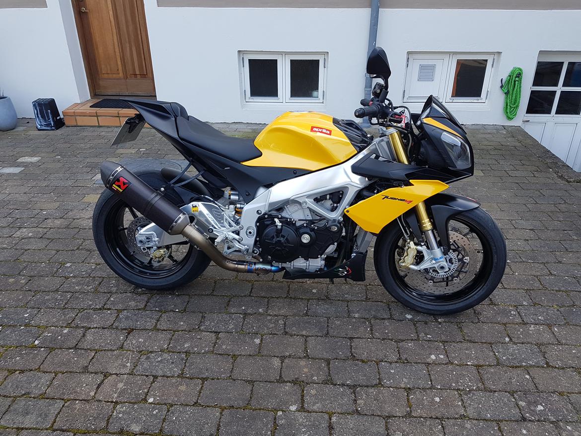 Aprilia Tuono V4R APRC billede 1