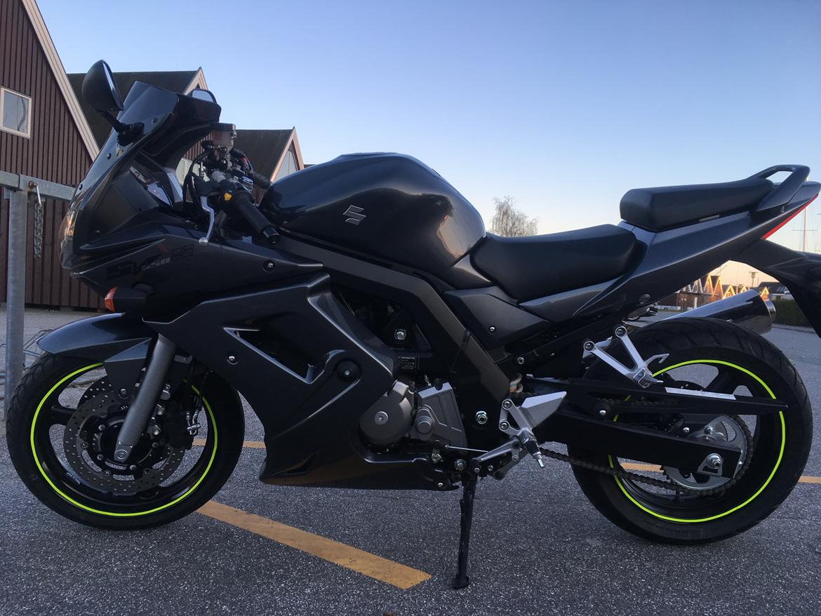 Suzuki SV650SA billede 8