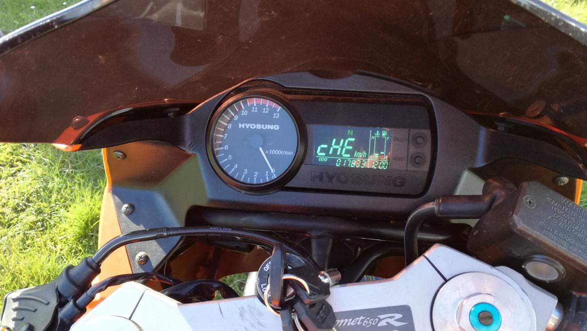 Hyosung GT650R billede 11