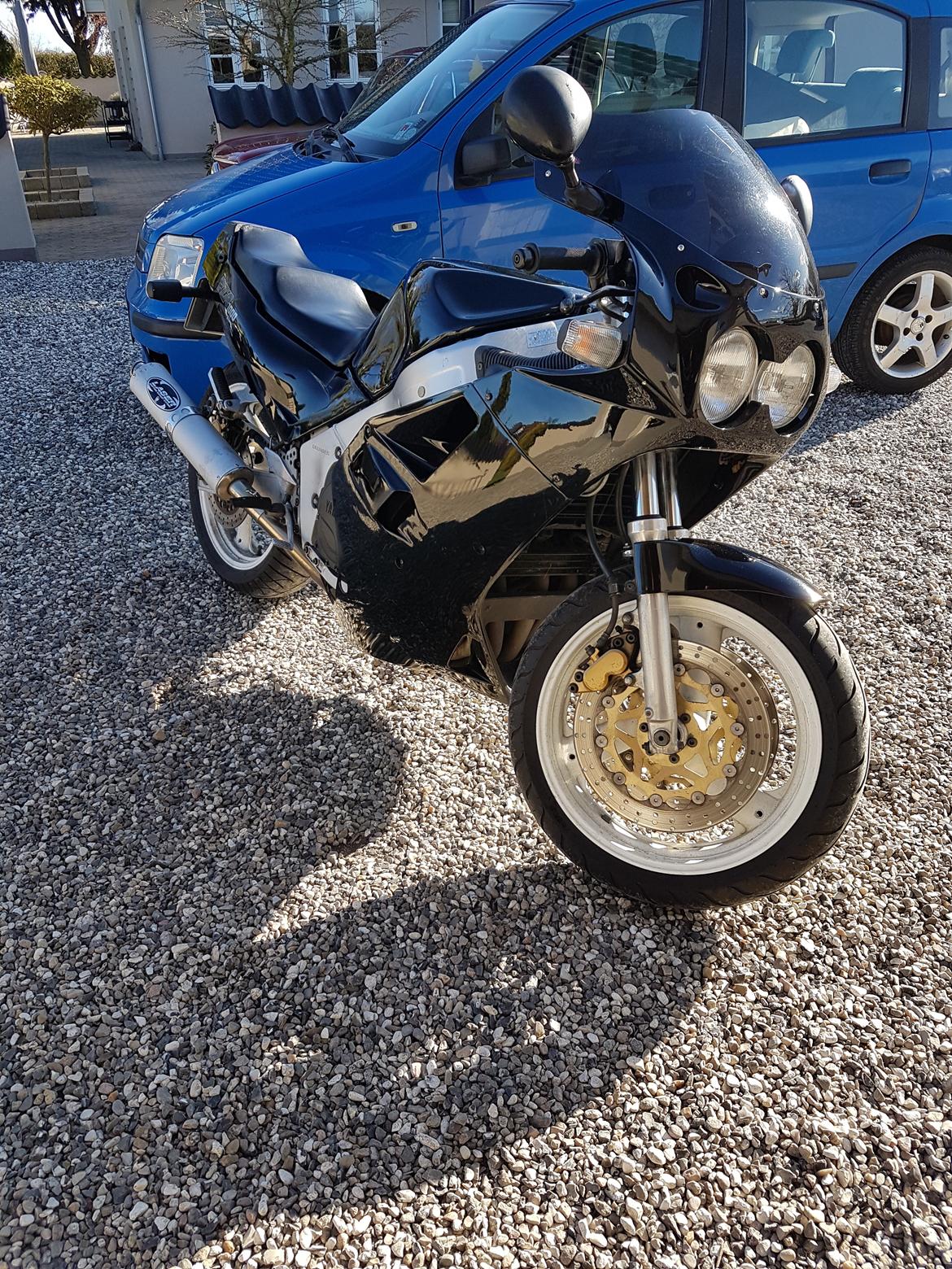 Yamaha FZR 1000 billede 1