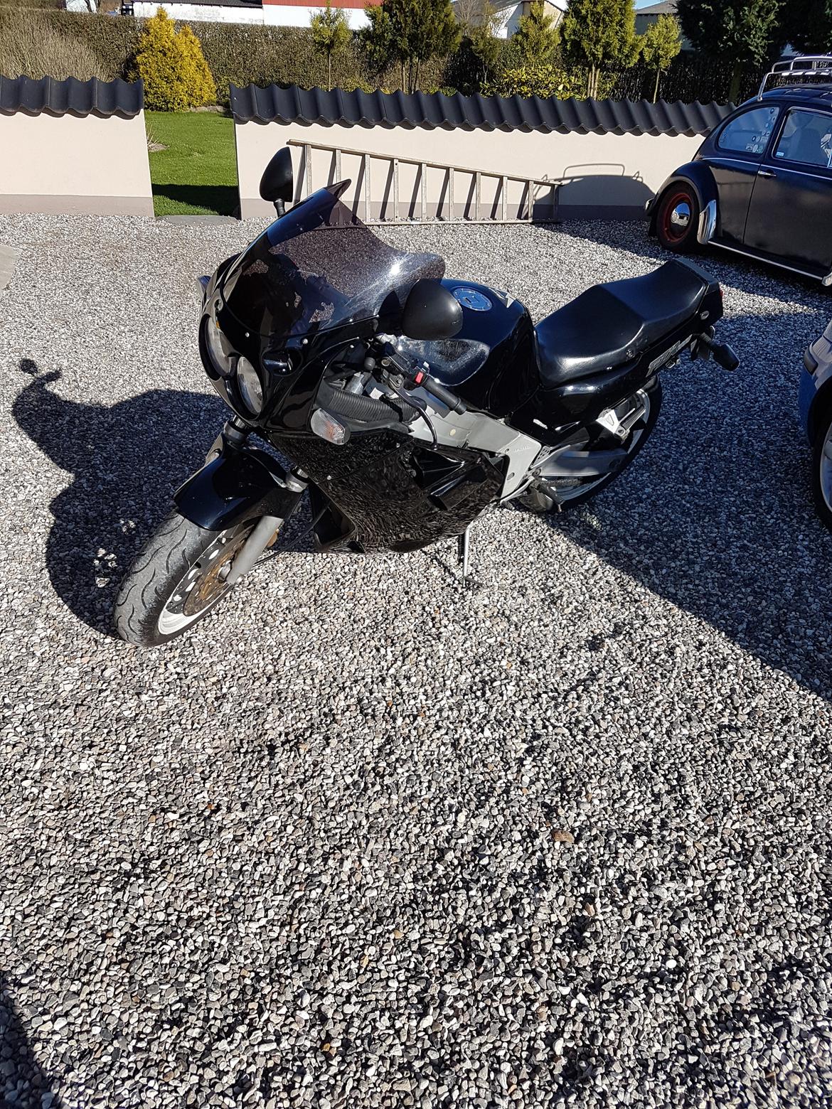 Yamaha FZR 1000 billede 3