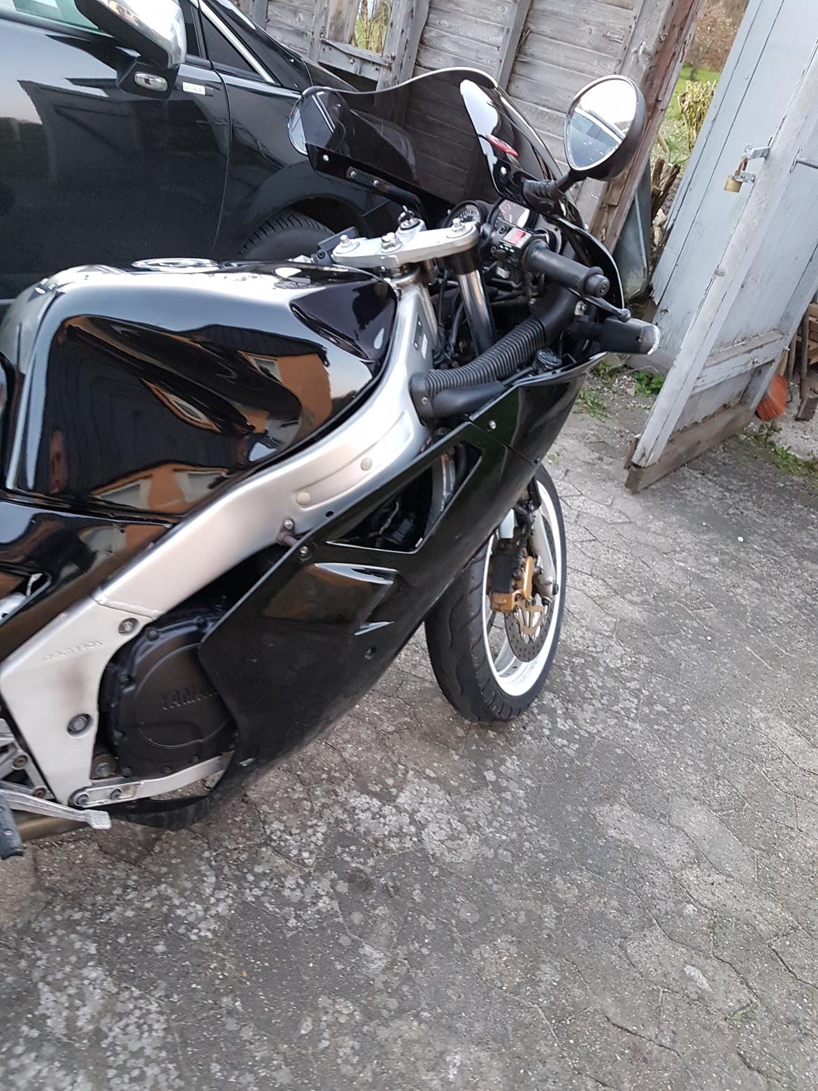 Yamaha FZR 1000 billede 11