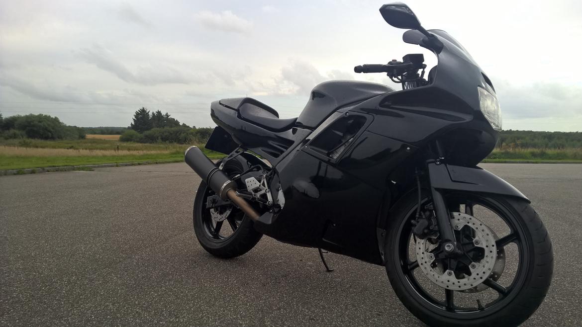 Honda CBR 600 F2 billede 1