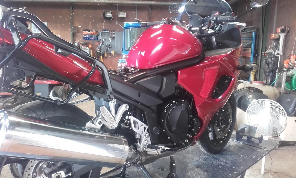 Suzuki gsx 1250 fa billede 9