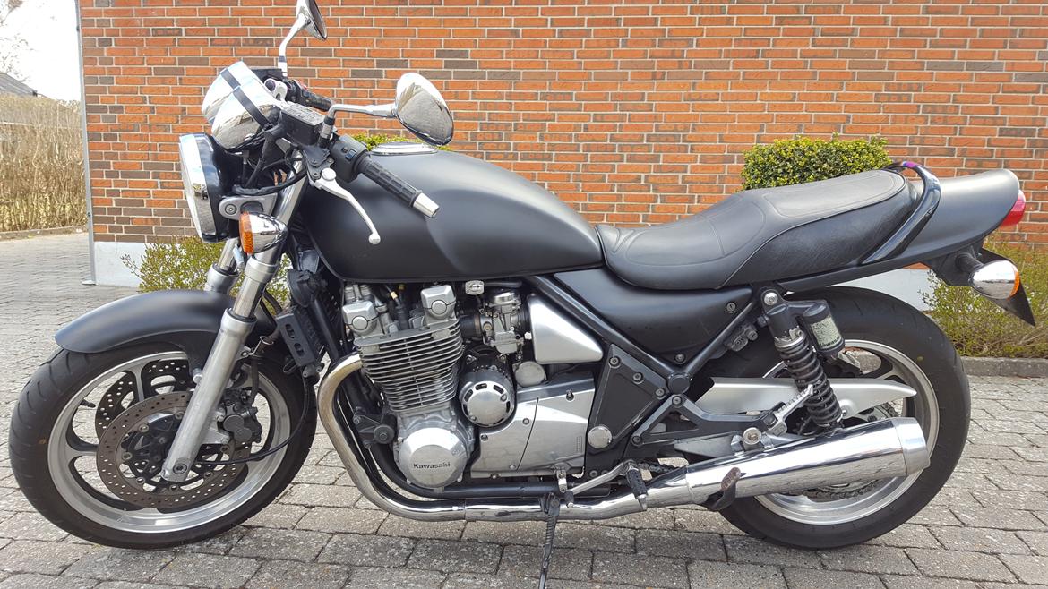 Kawasaki Zephyr 1100 - April 2017. Nu med LSL clip ons. billede 1