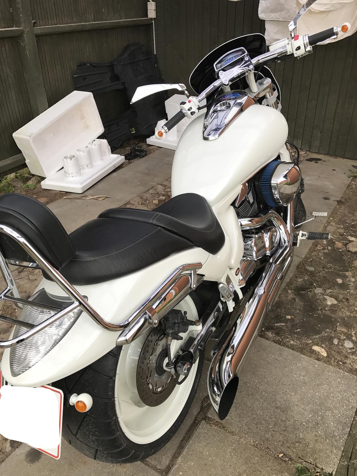 Suzuki VZR 1800 billede 12