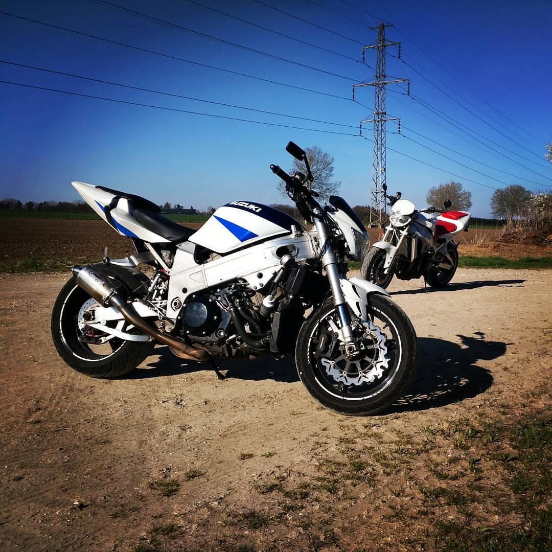 Suzuki TL1000R - April 17 billede 1