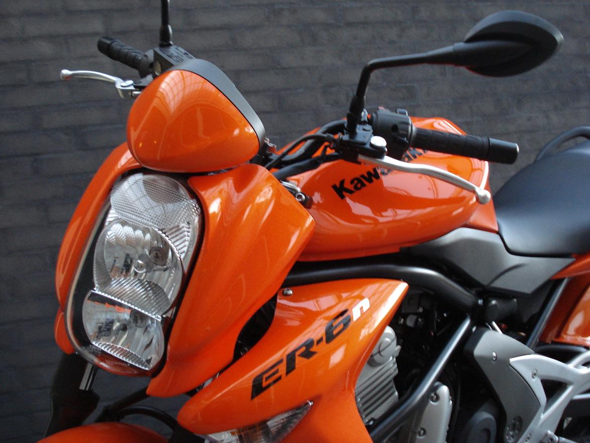 Kawasaki ER6N billede 3