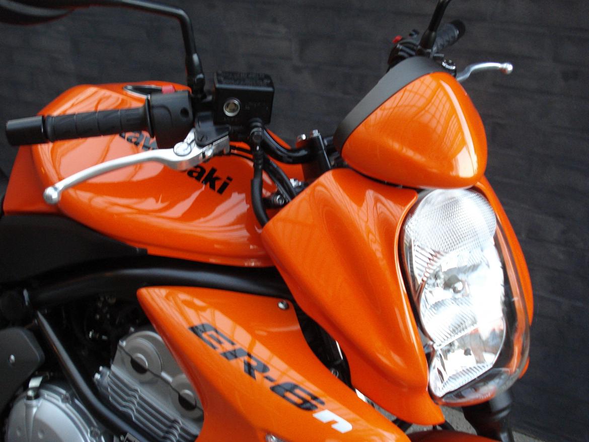 Kawasaki ER6N billede 4