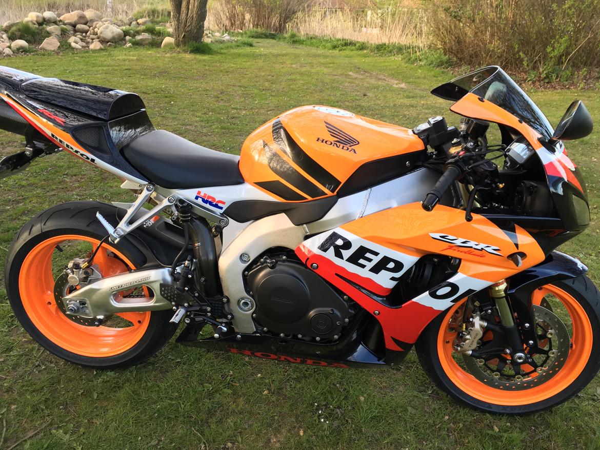 Honda CBR 1000RR billede 1
