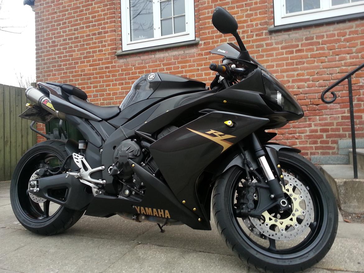 Yamaha YZF R1 - Graphite - RN19   billede 7