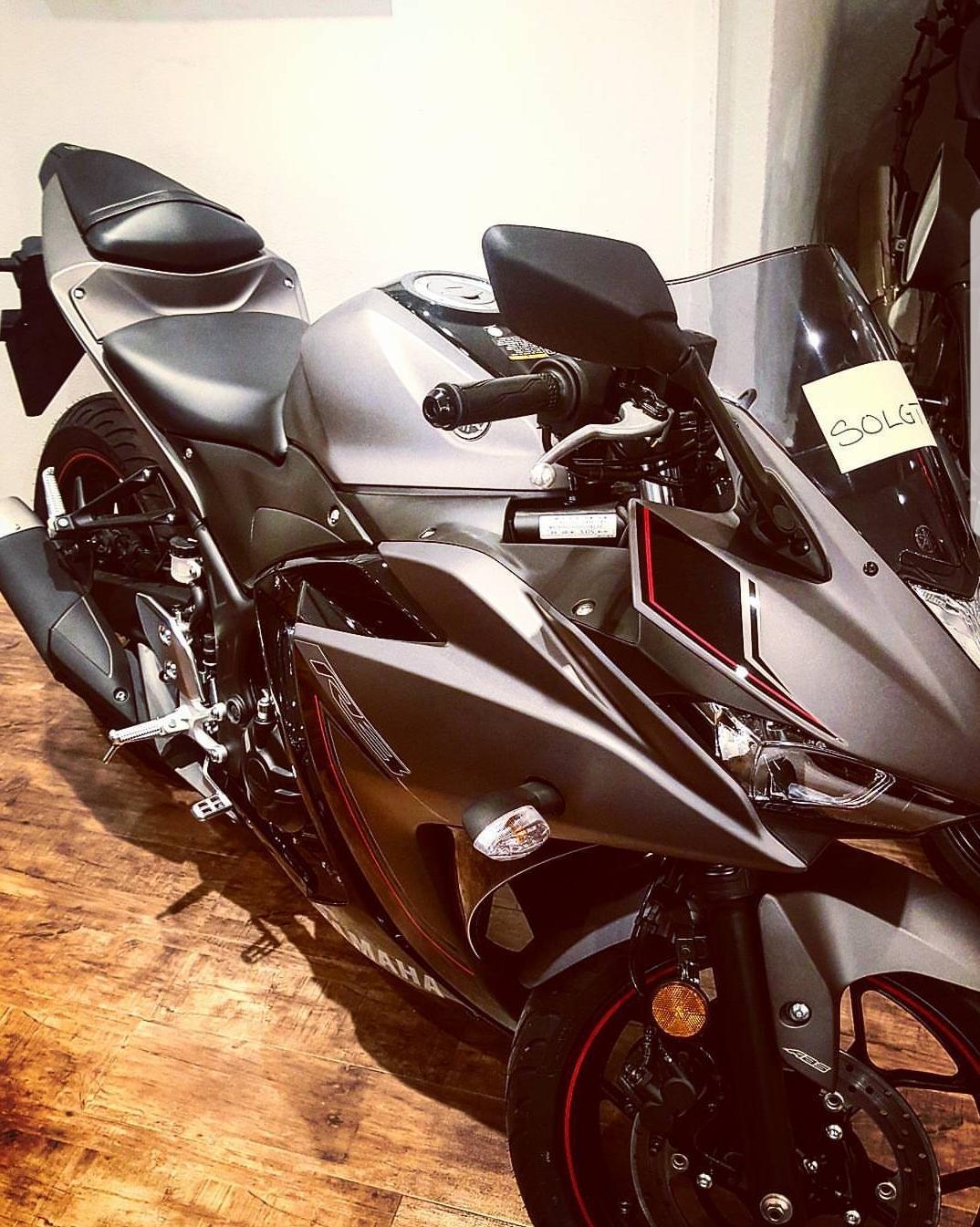 Yamaha YZF R3 - Da min lille baby stod i butikken og ventede på min køreprøve..... i 2 måneder.... det var hårdt billede 12