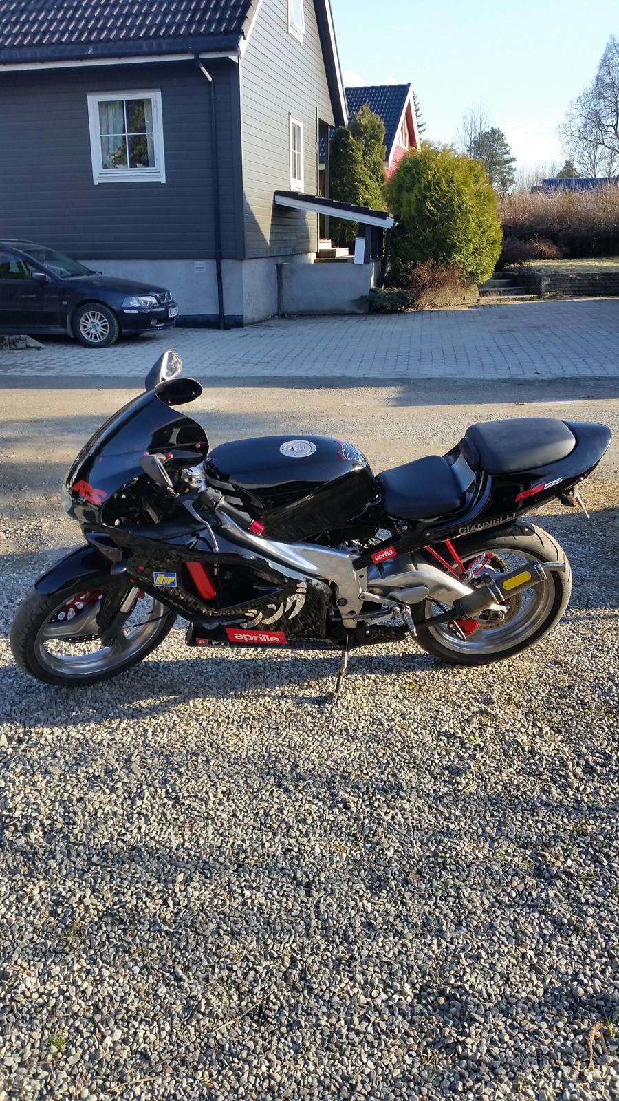 Aprilia Rs 125 billede 2