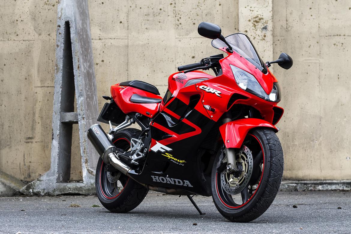 Honda CBR 600 F4i Sport Billeder af mcer Uploaded af