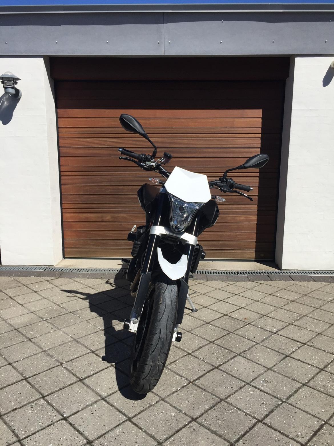 Husqvarna 900 Nuda S, ABS billede 12