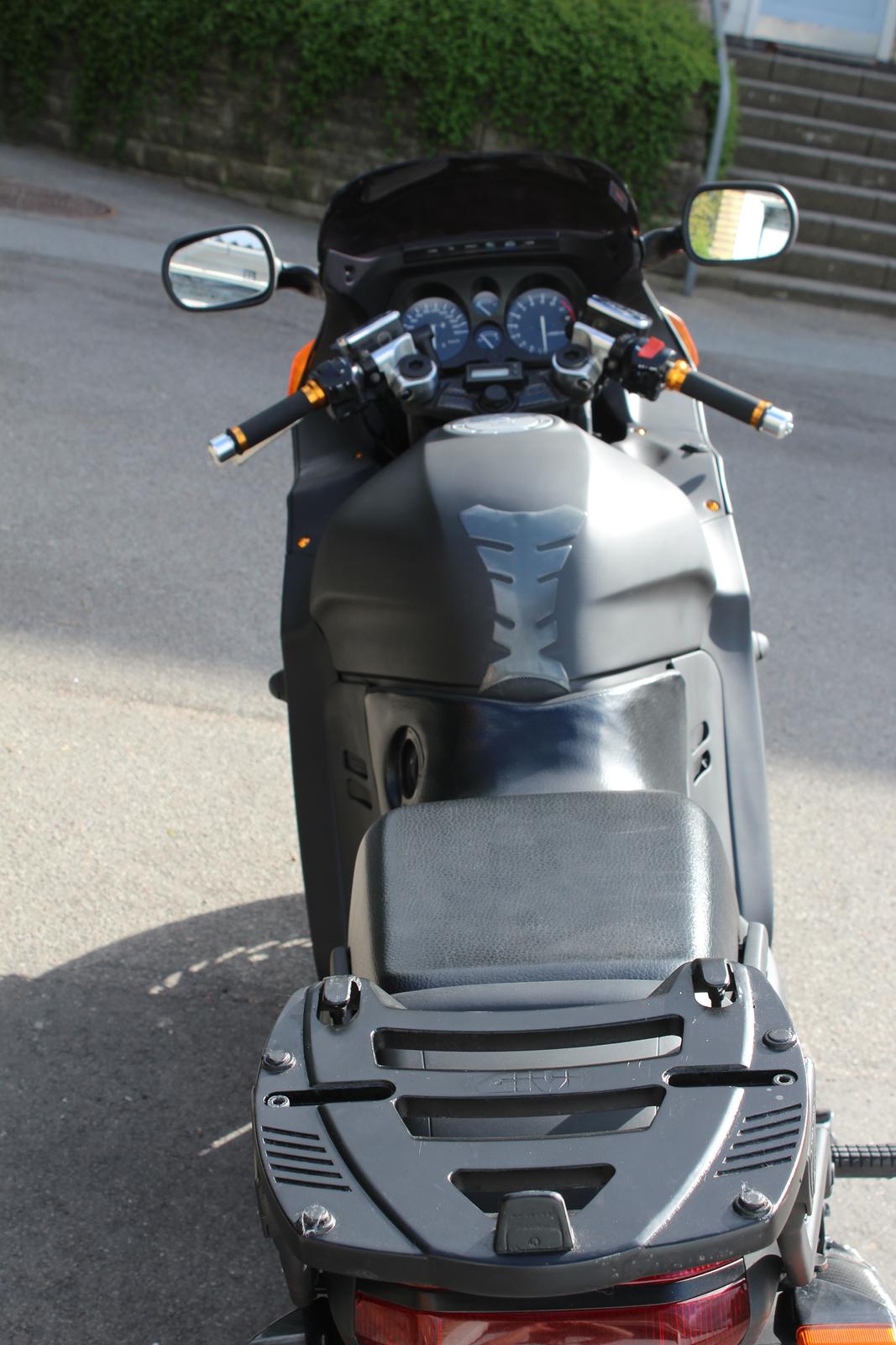 Honda CBR 1000 F SC24 billede 4