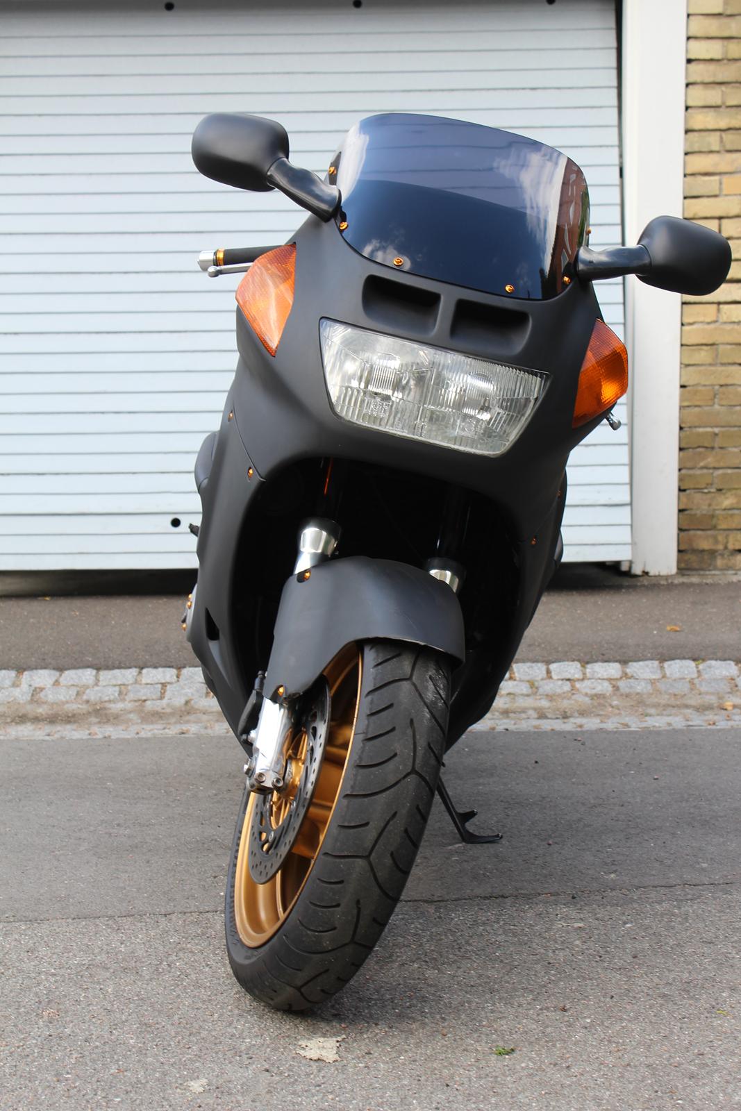 Honda CBR 1000 F SC24 billede 5