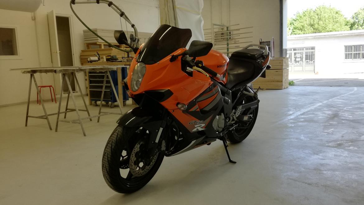 Hyosung GT650R billede 3
